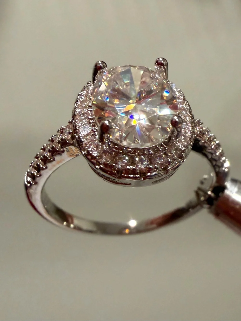2.0CT GRA MOISSANITE Classic Oval Engagement Ring Silver Plated Size 8